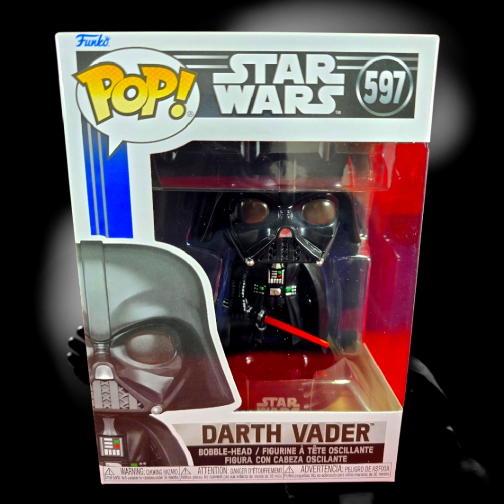 Darth Vader #597 (nib) With Pop Protector